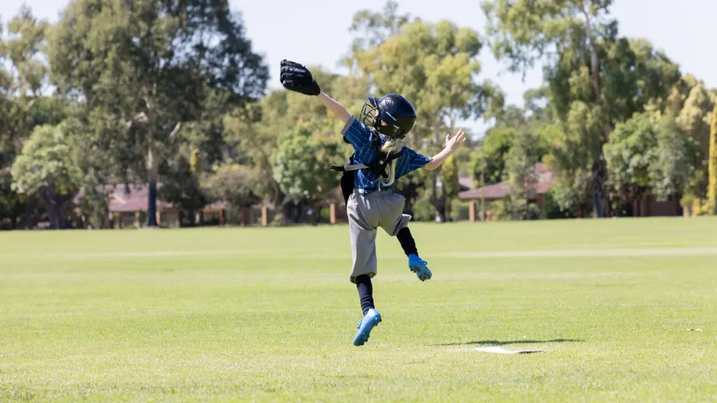 Melville Mariners players on the field